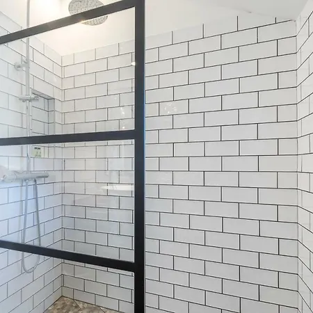 Kalavanda Apartman *